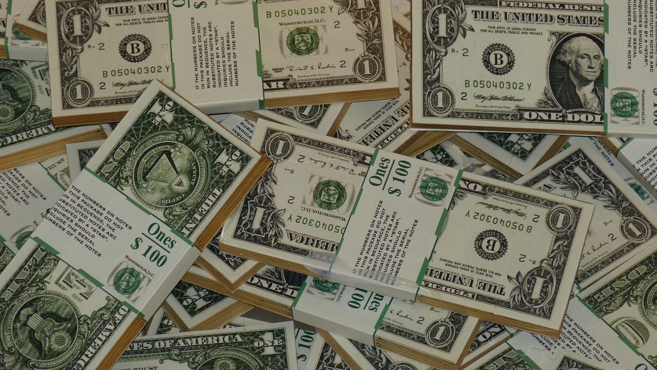 Dolar poniżej 3,80 zł Dolar poniżej 3,80 zł