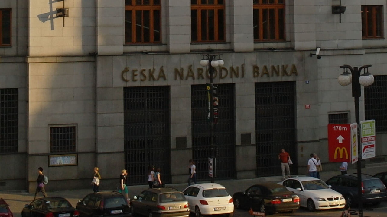 Banki centralne Węgier i Czech podwyższają stopy procentowe bank centralny czech podwyższył stopy procentowe