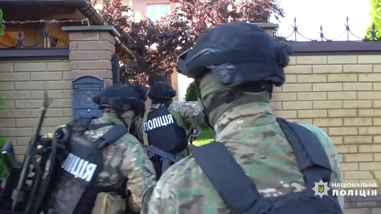 Na Ukrainie zlikwidowano piramidę finansową o wartości 250 mln UAH cyberpolicja rozbiła piramidę, która wyłudziła 250 mln hrywien