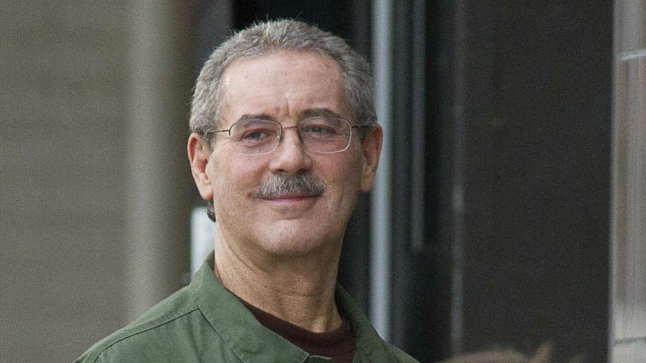 Allen Stanford owner of the financial pyramid