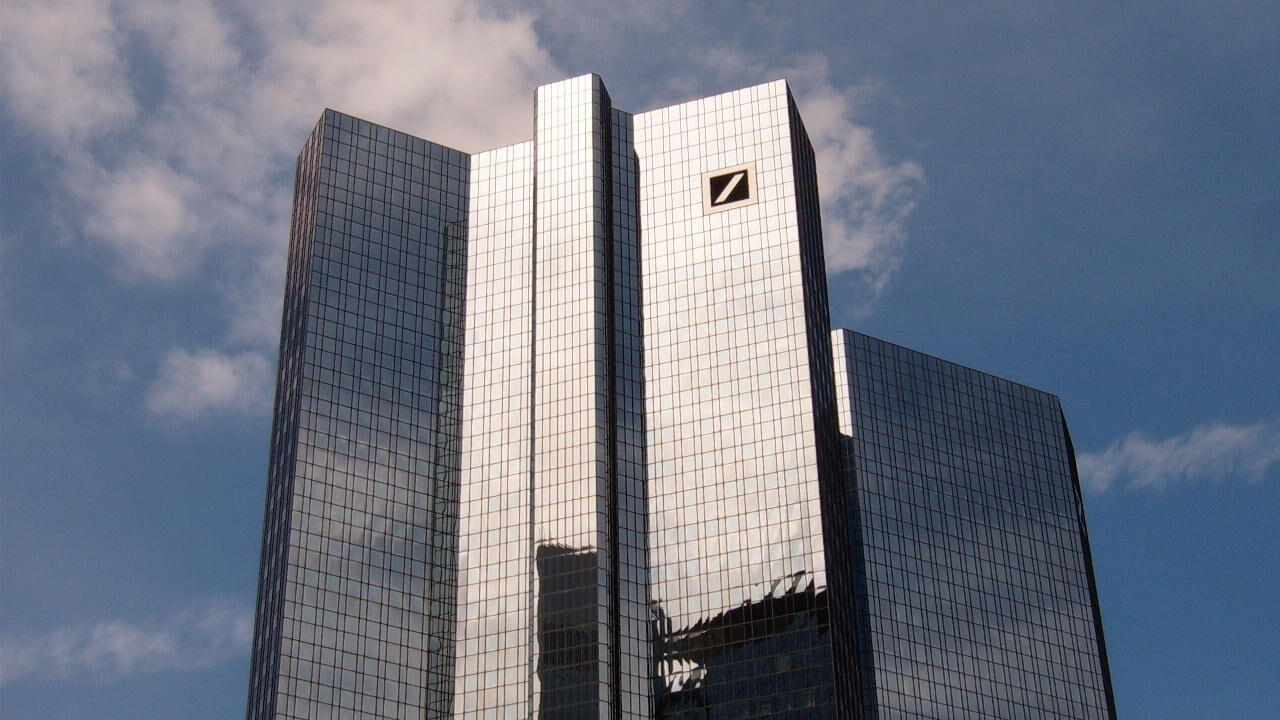 deutsche bank moves the forex center of emerging market currencies from london to singapore