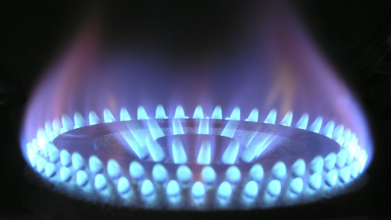 Jeść czy się ogrzać? Ciąg dalszy problemów z europejską energią gaz rosja ukraina
