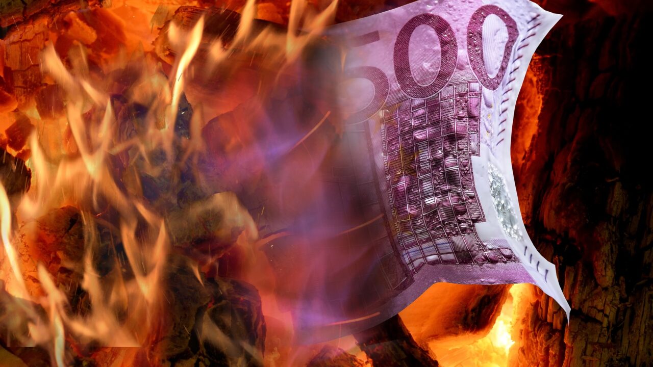 Pesymizm w Strefie Euro. MakroPrzegląd 4/4 marzec 500 euro banknot