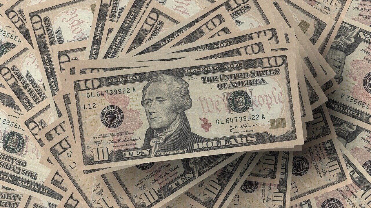 Podwyżki stóp w USA wciąż możliwe. Recesja także dolar amerykanski usd