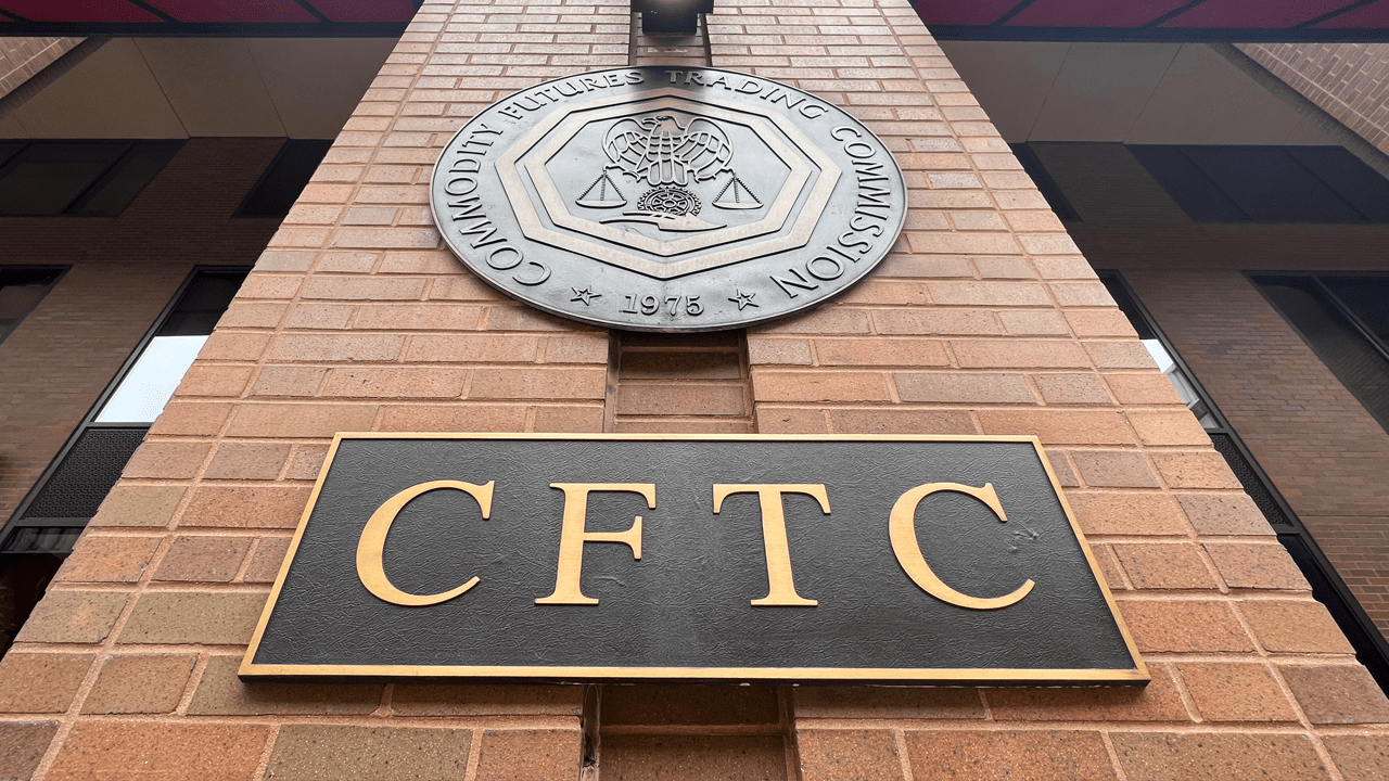 Oszustwo na miliony. Według CFTC: “właściciel wyprowadzał środki z firmy, by finansować luksusowy styl życia” cftc regulator